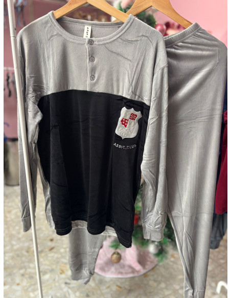 pijama escudo